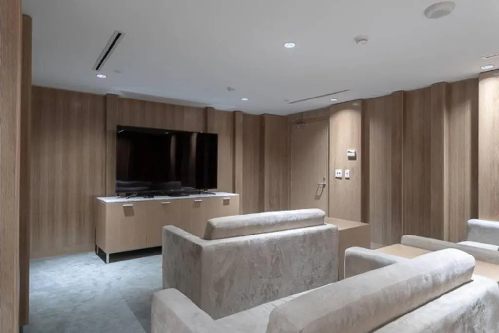 Luxury Suite With Private Patio In Downtown טורונטו דירה