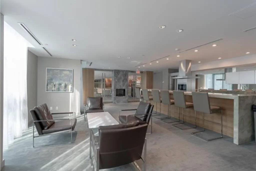 Luxury Suite With Private Patio In Downtown טורונטו 0*,  קנדה
