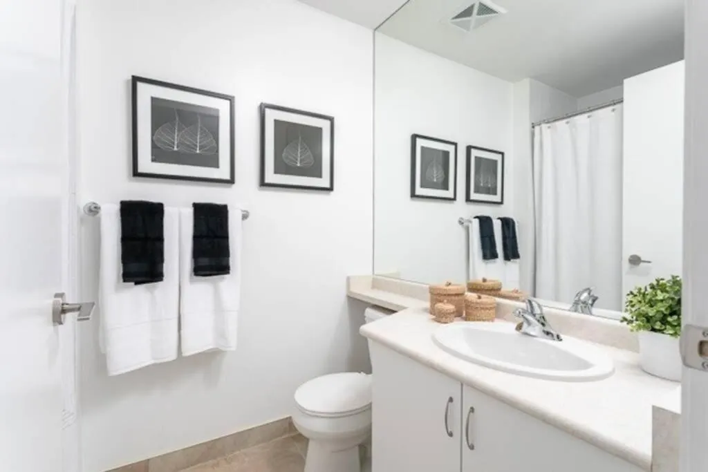 Luxury Suite With Private Patio In Downtown טורונטו 0*,